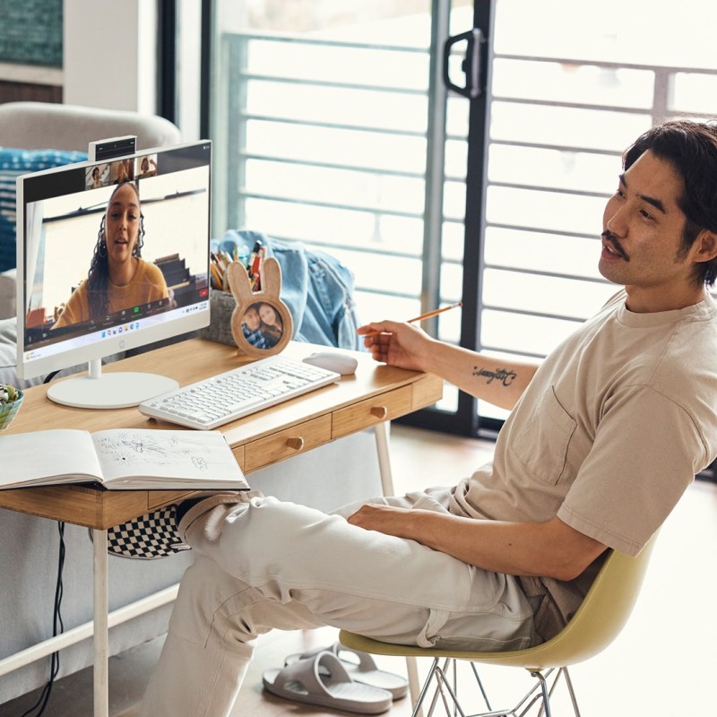 Lenovo IdeaCentre AIO 27IRH9 i5-13420H 27