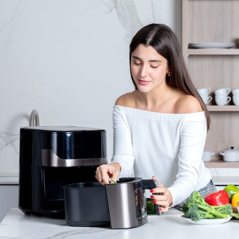 Black+Decker deep fat fryer BXAF6500E Black+Decker deep fat fryer BXAF6500E
