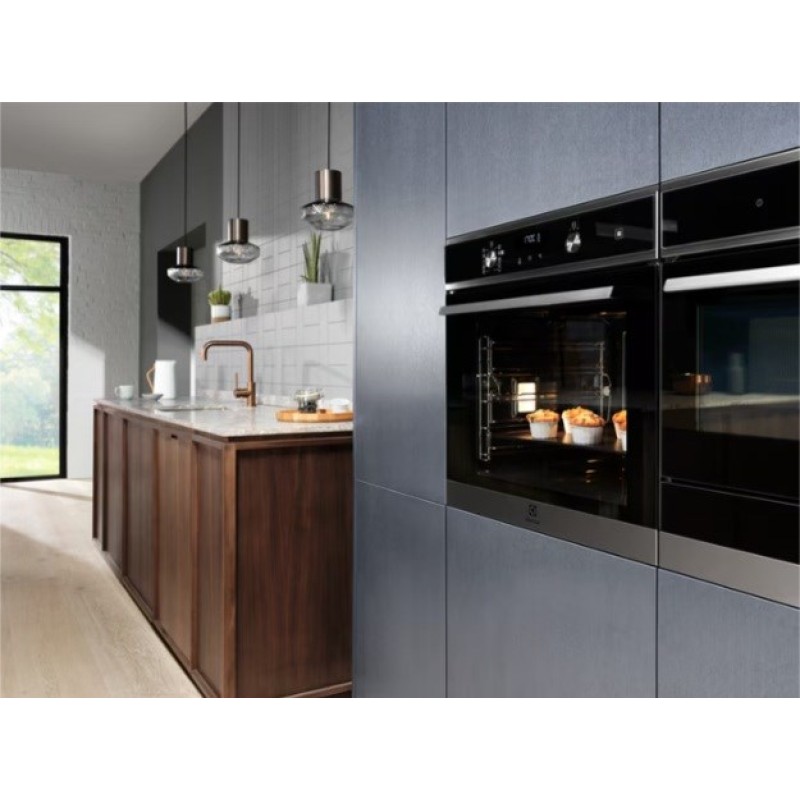Electrolux LOD6F77WZ SteamBake 600 Catalysis Steam oven Black Electrolux LOD6F77WZ SteamBake 600 Catalysis Steam oven Black