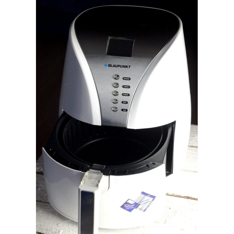 Blaupunkt AFD601 fryer Single 4 L Stand-alone 1500 W Deep fryer White Blaupunkt AFD601 fryer Single 4 L Stand-alone 1500 W Deep fryer White