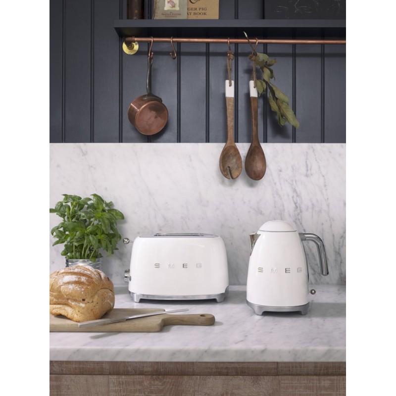Smeg 50's Style Kettles KLF03CREU Cream Smeg 50's Style Kettles KLF03CREU Cream