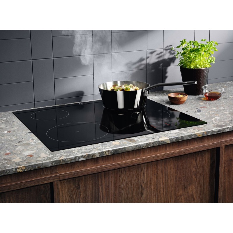 Electrolux Serie 300 949492519 LIB60420CK Black Built-in 59 cm Zone induction hob 4 zone(s) Electrolux Serie 300 949492519 LIB60420CK Black Built-in 59 cm Zone induction hob 4 zone(s)