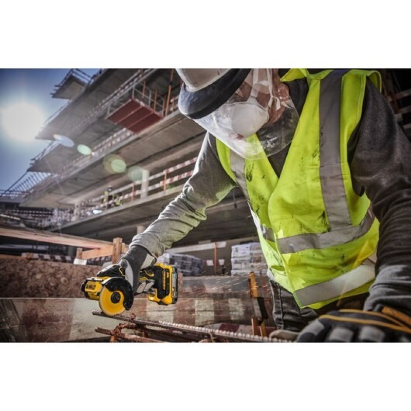 DeWALT DCS438N-XJ cordless universal cutter 18 V DeWALT DCS438N-XJ cordless universal cutter 18 V
