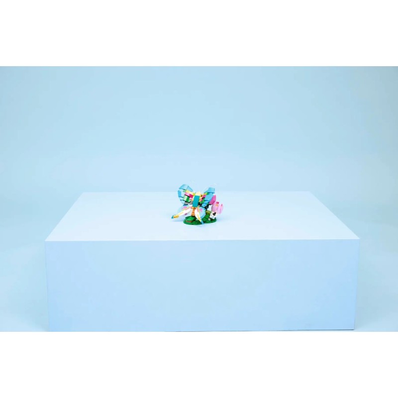 LEGO CREATOR 3 IN 1 31384 Wild Animals: Colorful Hummingbird