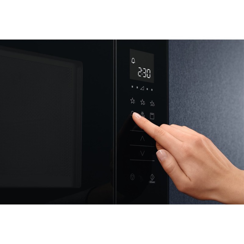 Electrolux LMS2203EMX Countertop Solo microwave 20 L 700 W Black, Stainless steel Electrolux LMS2203EMX Countertop Solo microwave 20 L 700 W Black, Stainless steel