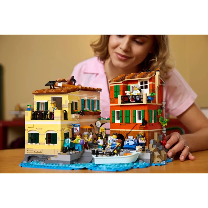 LEGO IDEAS 21359 Italian Riviera