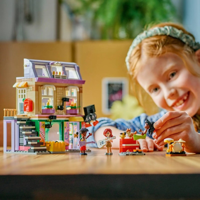 LEGO FRIENDS 42653 Music Store & Apartment LEGO FRIENDS 42653 Music Store & Apartment