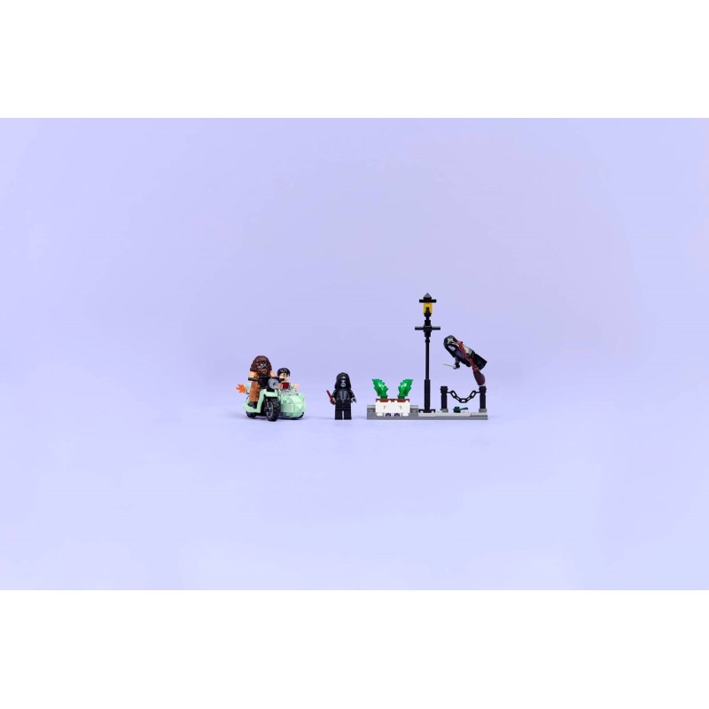 LEGO HARRY POTTER 76459 Hagrid and Harry's Privet Drive Escape LEGO HARRY POTTER 76459 Hagrid and Harry's Privet Drive Escape