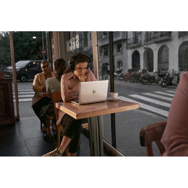 HP EliteBook 630 G10 Intel® Core™ i5 i5-1335U Laptop 33.8 cm (13.3 HP EliteBook 630 G10 Intel® Core™ i5 i5-1335U Laptop 33.8 cm (13.3