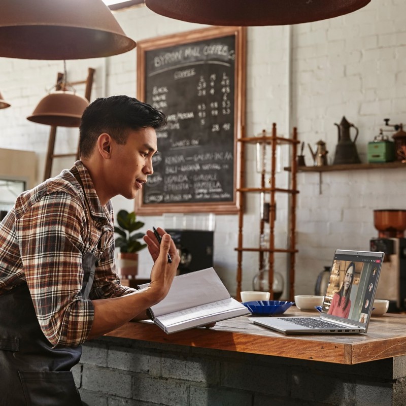 HP ENVY x360 15-FE0053D Intel® Core™ i7 i7-1355U Hybrid (2-in-1) 39.6 cm (15.6 HP ENVY x360 15-FE0053D Intel® Core™ i7 i7-1355U Hybrid (2-in-1) 39.6 cm (15.6