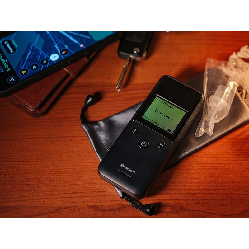 Tracer BreathEZ-2B Semiconductor Breathalyser, Black