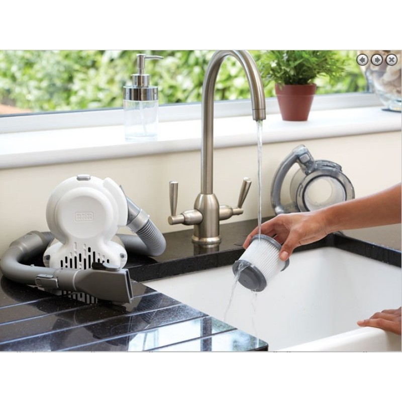 Black & Decker PD1820LF-QW handheld vacuum Chrome Bagless