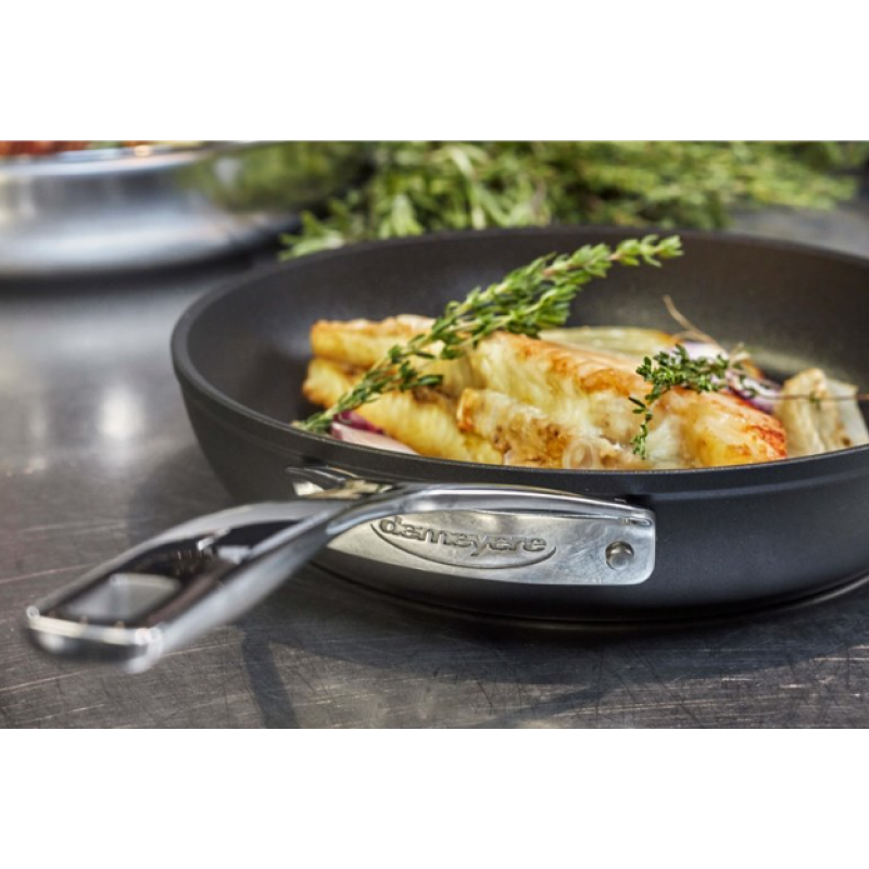 Non-stick frying pan DEMEYERE ALU PRO 5 40851-024-0 - 24 CM Non-stick frying pan DEMEYERE ALU PRO 5 40851-024-0 - 24 CM