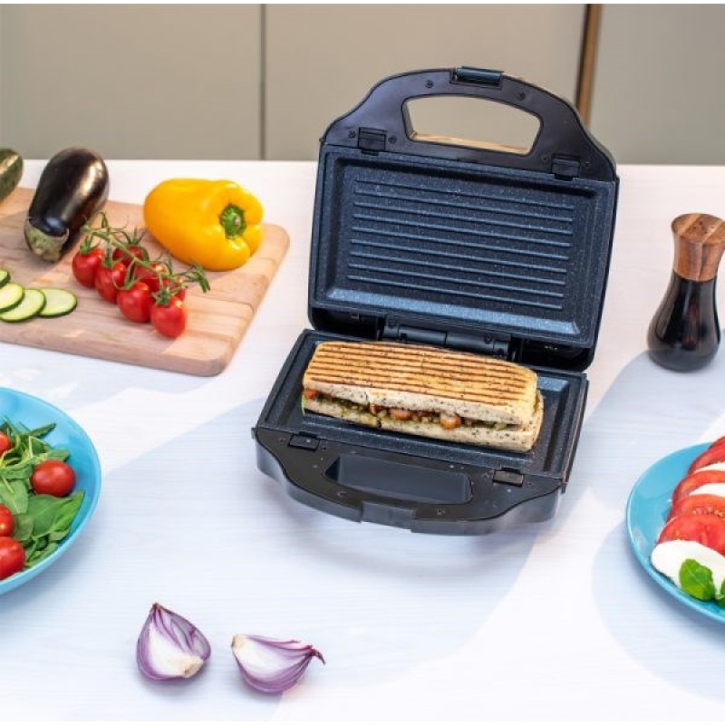 Toaster ZSM7900 3-in-1 900 Watt Black-Silver Toaster ZSM7900 3-in-1 900 Watt Black-Silver
