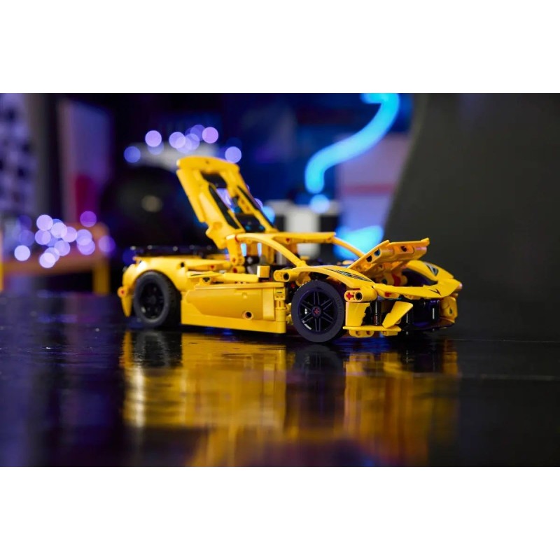 LEGO TECHNIC 42205 Chevrolet Corvette Stingray LEGO TECHNIC 42205 Chevrolet Corvette Stingray