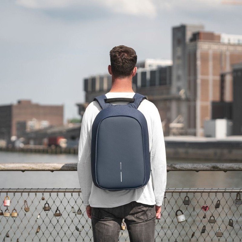 XD DESIGN ANTI-THEFT BACKPACK BOBBY HERO XL NAVY P/N: P705.715 XD DESIGN ANTI-THEFT BACKPACK BOBBY HERO XL NAVY P/N: P705.715