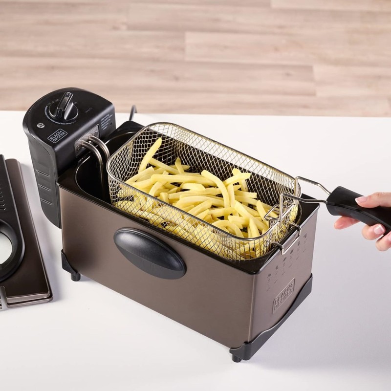 Black+Decker deep fat fryer BXDF2100E Black+Decker deep fat fryer BXDF2100E