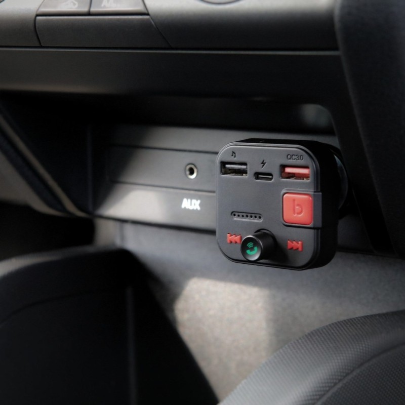 SAVIO FM transmitter, Bluetooth 5.3, QC 3.0 charger, LED display, Bass Boost, TR-15, black