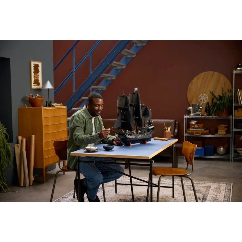 LEGO ICONS 10365 Captain Jack Sparrow's Pirate Ship