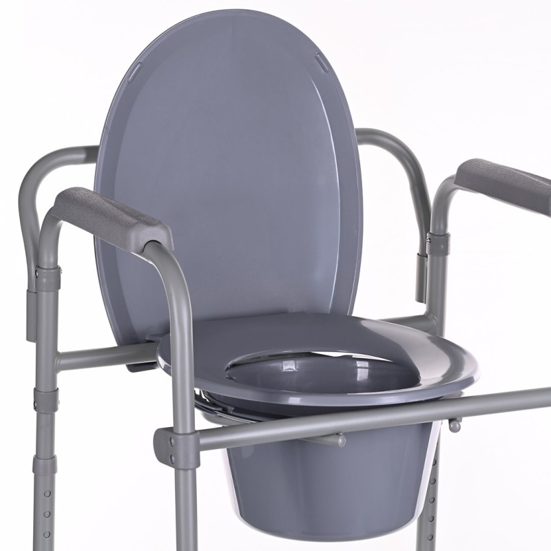 Folding toilet chair
