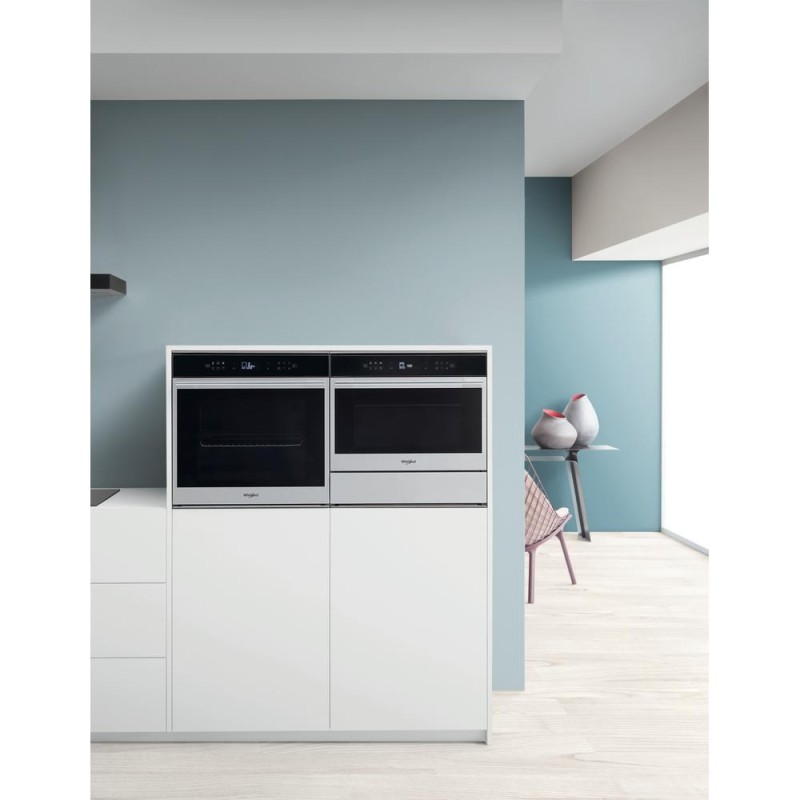 Whirlpool W7 OM4 4S1 P BL 73 L A+ Black