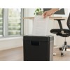 Tracer EDGY10L Paper Shredder Black