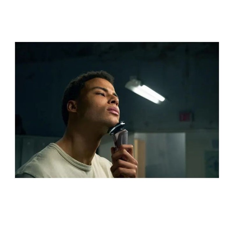 Men's electric shaver, brown + case, Philips 5000 series S5886/38