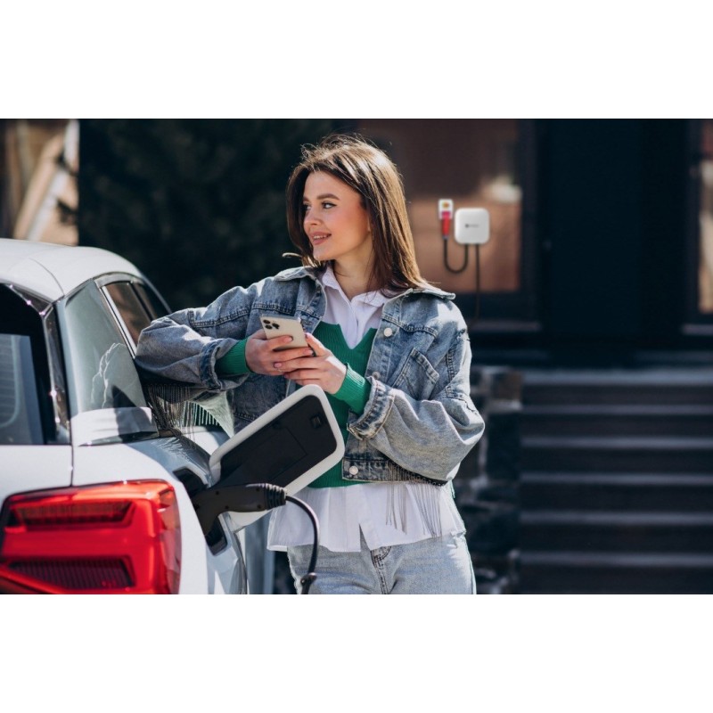 DEFENZO WALLBOX HOME AC11 SMART ELECTRIC CAR CHARGER DEFENZO WALLBOX HOME AC11 SMART ELECTRIC CAR CHARGER