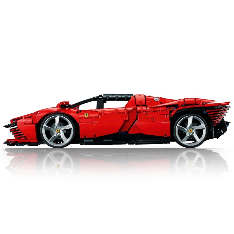 LEGO TECHNIC 42143 Ferrari Daytona SP3 p1 LEGO TECHNIC 42143 Ferrari Daytona SP3 p1
