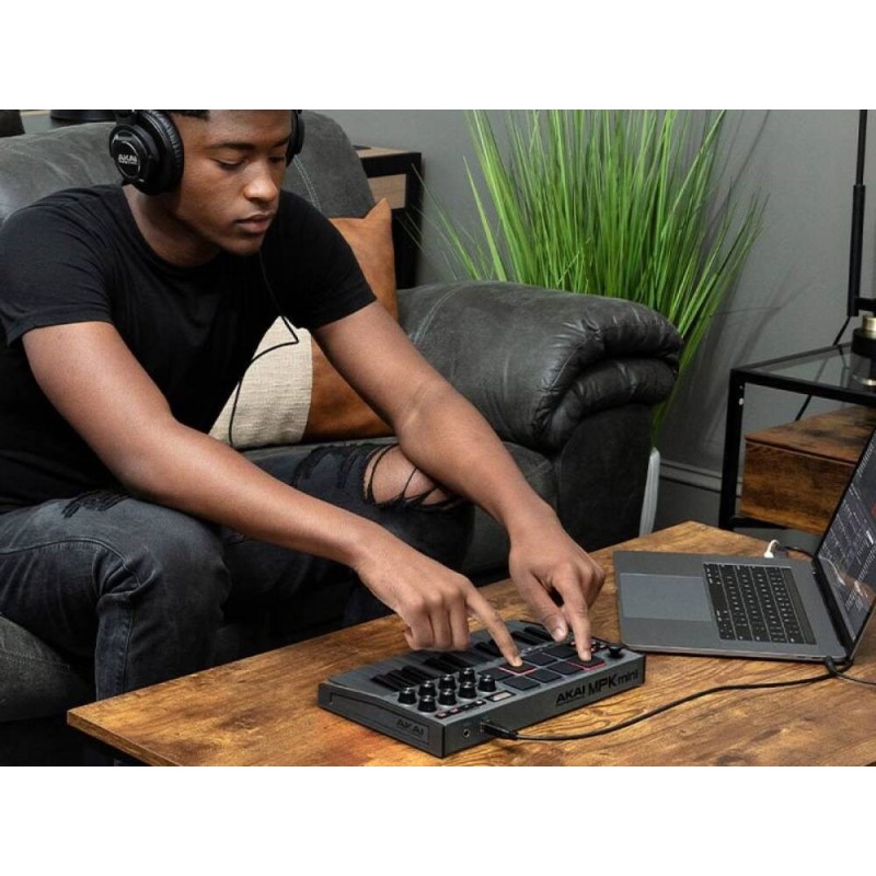 AKAI MPK Mini MK3 Control keyboard Pad controller MIDI USB Black, Grey AKAI MPK Mini MK3 Control keyboard Pad controller MIDI USB Black, Grey