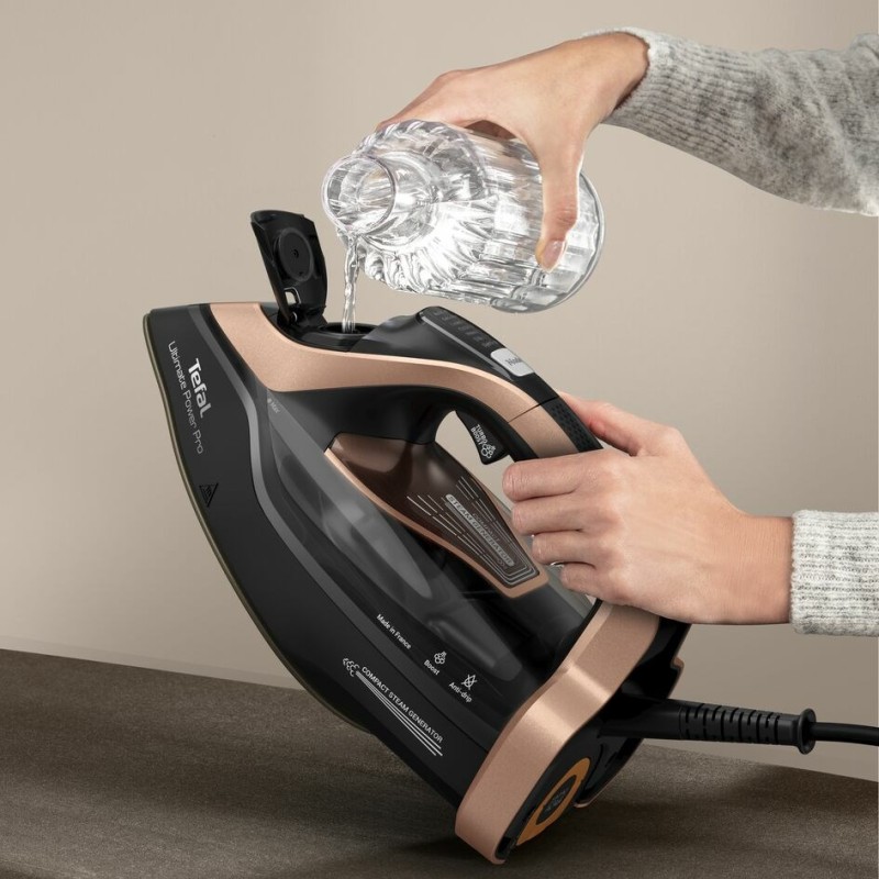 Tefal Ultimate Power Pro FV9E50 Dry & Steam iron Durilium AirGlide Autoclean soleplate 3200 W Black, Copper