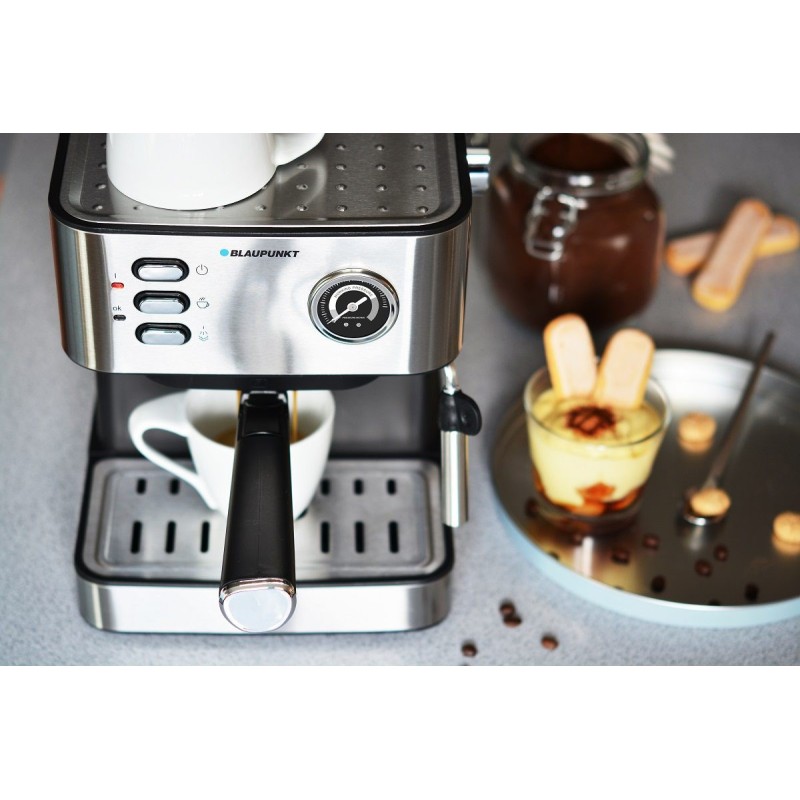 Bialetti Moka Express Moka pot Red Bialetti Moka Express Moka pot Red