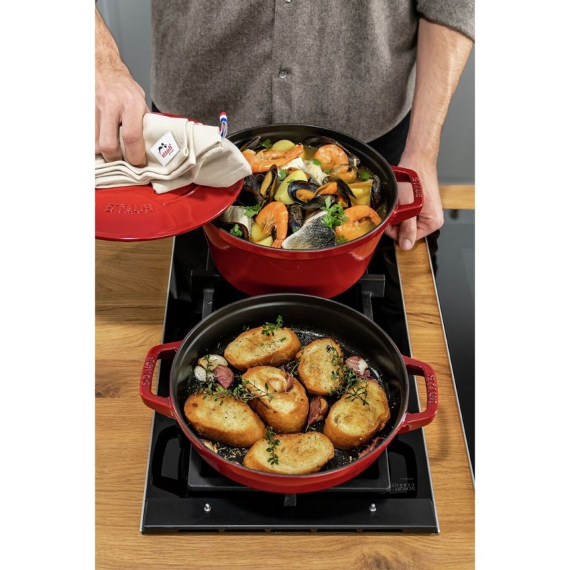Staub La Cocotte Round Cast iron Casserole baking dish -- SET OF 3 PIECES Staub La Cocotte Round Cast iron Casserole baking dish -- SET OF 3 PIECES