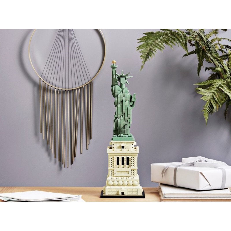 LEGO ARCHITECTURE 21042 STATUE OF LIBERTY LEGO ARCHITECTURE 21042 STATUE OF LIBERTY