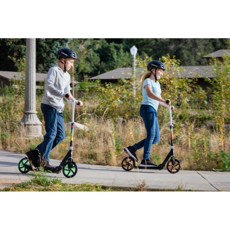 Razor A5 Lux Light-Up Kids Classic scooter Green, Multicolour Razor A5 Lux Light-Up Kids Classic scooter Green, Multicolour