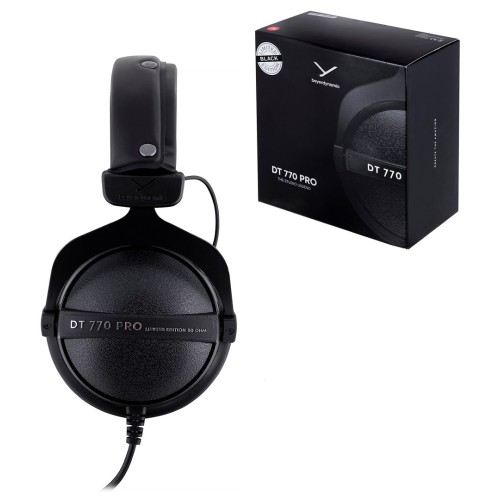 Beyerdynamic DT 770 Pro Black Limited Edition - closed studio headphones Beyerdynamic DT 770 Pro Black Limited Edition - closed studio headphones