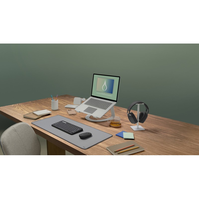 Logitech 910-007015 mouse Travel Ambidextrous RF Wireless + Bluetooth Optical 4000 DPI