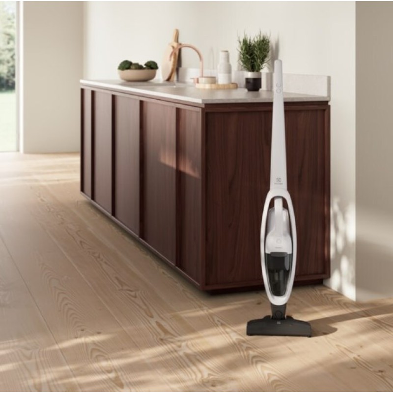 Electrolux ES31CB18SH stick vacuum/electric broom Battery Dry Bagless 0.3 L White Electrolux ES31CB18SH stick vacuum/electric broom Battery Dry Bagless 0.3 L White