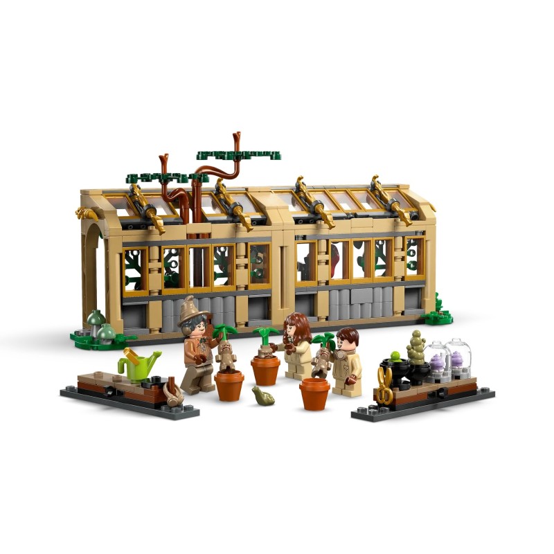LEGO HARRY POTTER 76445 Hogwarts Castle - Herbology Class LEGO HARRY POTTER 76445 Hogwarts Castle - Herbology Class