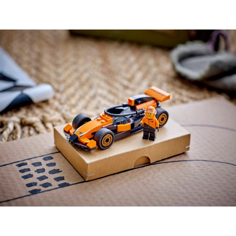 LEGO CITY 60442 F1 Driver with McLaren Race Car LEGO CITY 60442 F1 Driver with McLaren Race Car