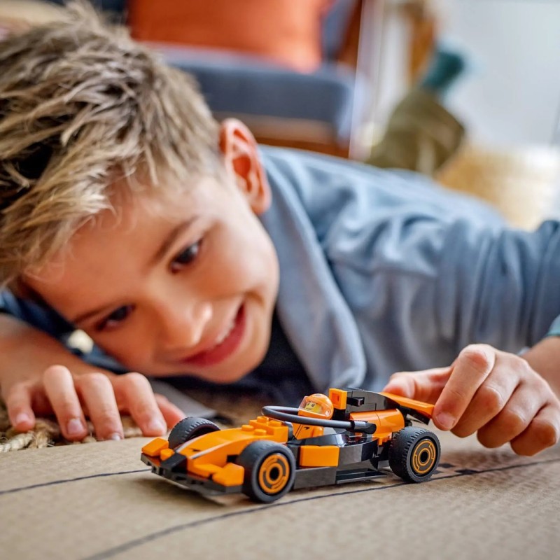 LEGO CITY 60442 F1 Driver with McLaren Race Car LEGO CITY 60442 F1 Driver with McLaren Race Car