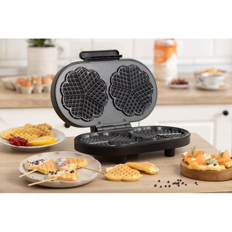 Waffle maker GORENJE WM1200B black, 1200 W