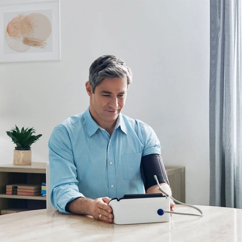 Blood pressure monitor and ECG monitor - OMRON Complete (HEM-7530T-E3) Blood pressure monitor and ECG monitor - OMRON Complete (HEM-7530T-E3)