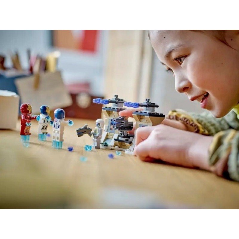 LEGO Super Heroes 76288 Iron Man and Iron Legion vs Hydra soldier LEGO Super Heroes 76288 Iron Man and Iron Legion vs Hydra soldier