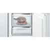 Bosch Serie 6 KIS87AFE0 fridge-freezer Built-in 272 L E White