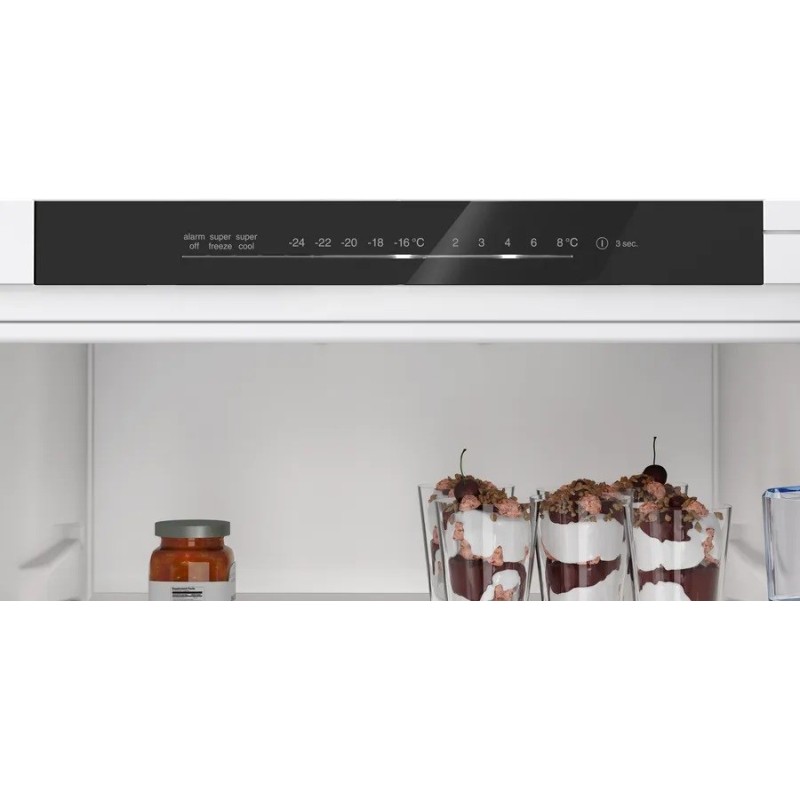Bosch Serie 2 KIN96NSE0 fridge-freezer Built-in 290 L E White