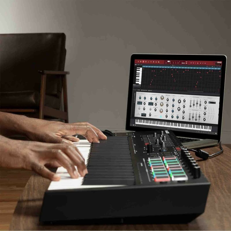 M-AUDIO Oxygen Pro 49 MIDI keyboard 49 keys USB M-AUDIO Oxygen Pro 49 MIDI keyboard 49 keys USB