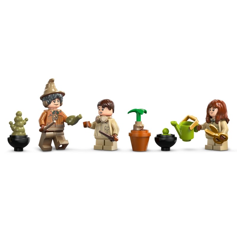 LEGO HARRY POTTER 76445 Hogwarts Castle - Herbology Class LEGO HARRY POTTER 76445 Hogwarts Castle - Herbology Class