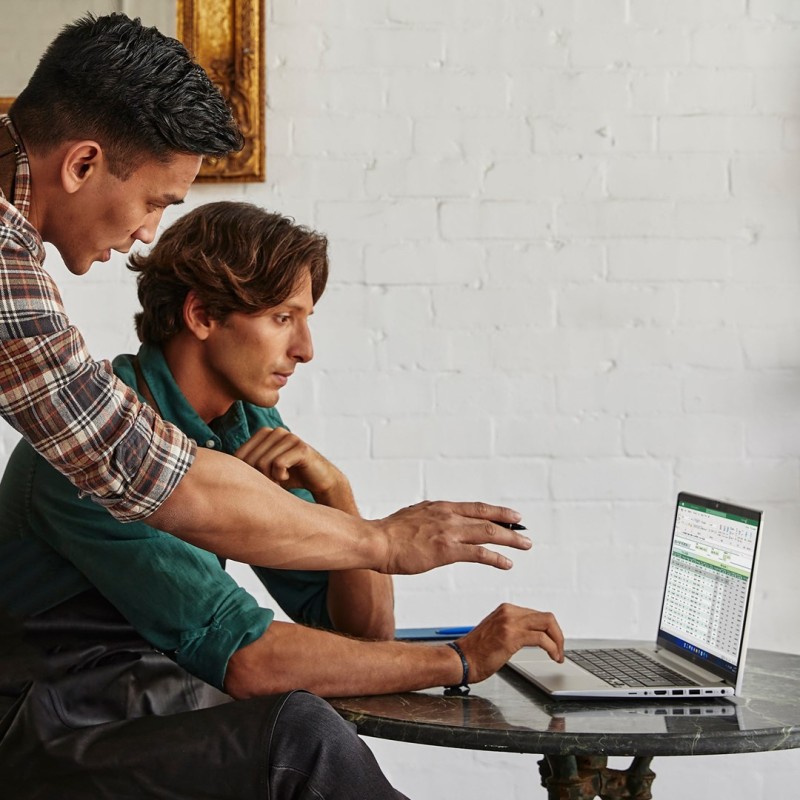 HP ENVY x360 15-FE0053D Intel® Core™ i7 i7-1355U Hybrid (2-in-1) 39.6 cm (15.6 HP ENVY x360 15-FE0053D Intel® Core™ i7 i7-1355U Hybrid (2-in-1) 39.6 cm (15.6