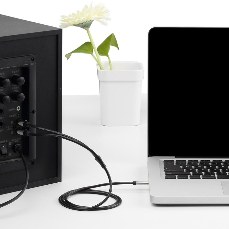 Vention 3.5mm Male to 2RCA Male Audio Cable 5M Black Metal Type